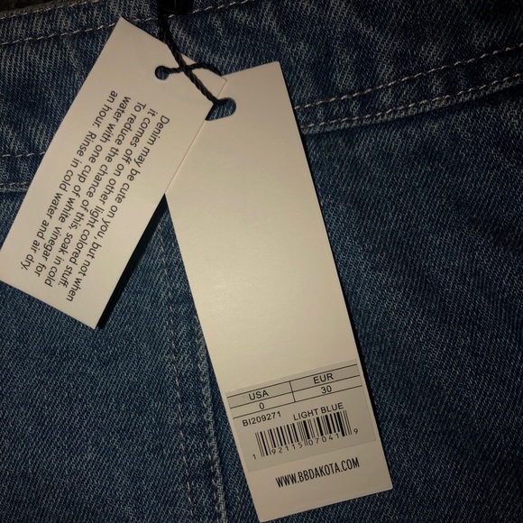 BB Dakota Macyn Skirt - Picture 4 of 7